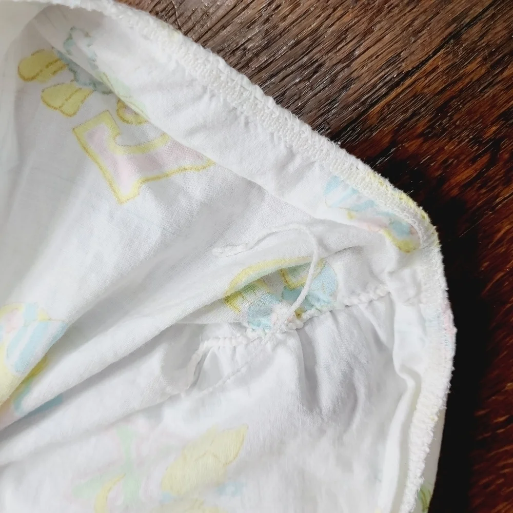 Vintage 80s 1981 The Kendall Company Baby Kangaroo Elephant Lamb Sheet